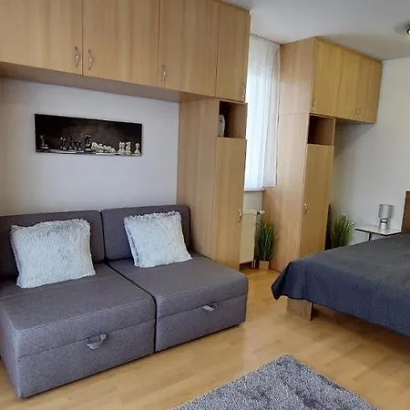 Apartment Beszedes-lak, Aranypart *